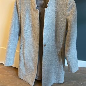 Cute and comfy Zara coat